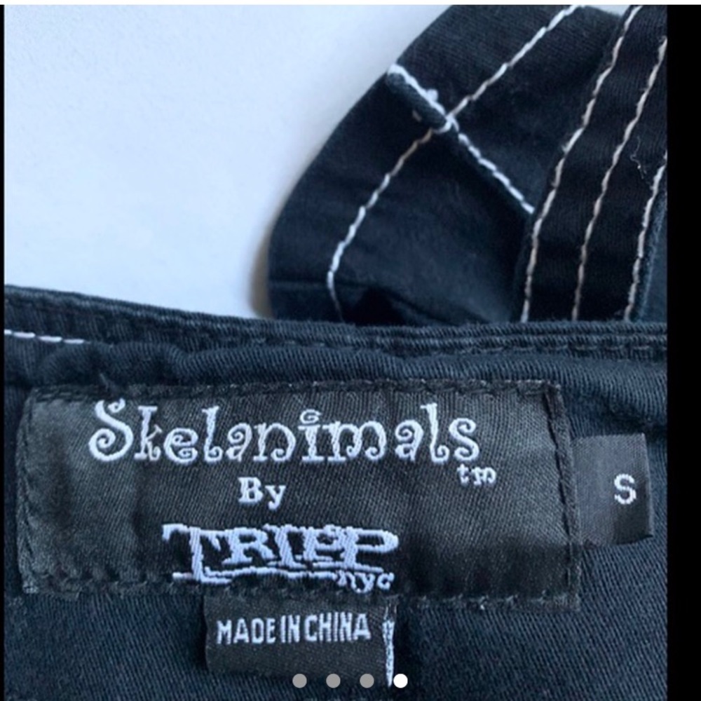 Tripp Skeleanimals Skirt Collectors Size Small - Picture 6 of 6